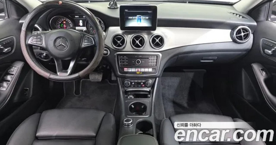 Mercedes-Benz Gla-Class 