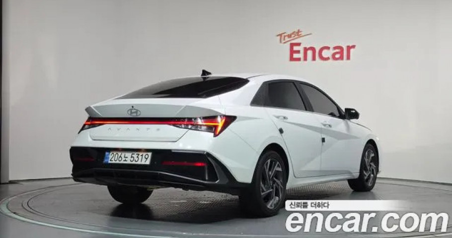 Hyundai Avante (Elantra) 