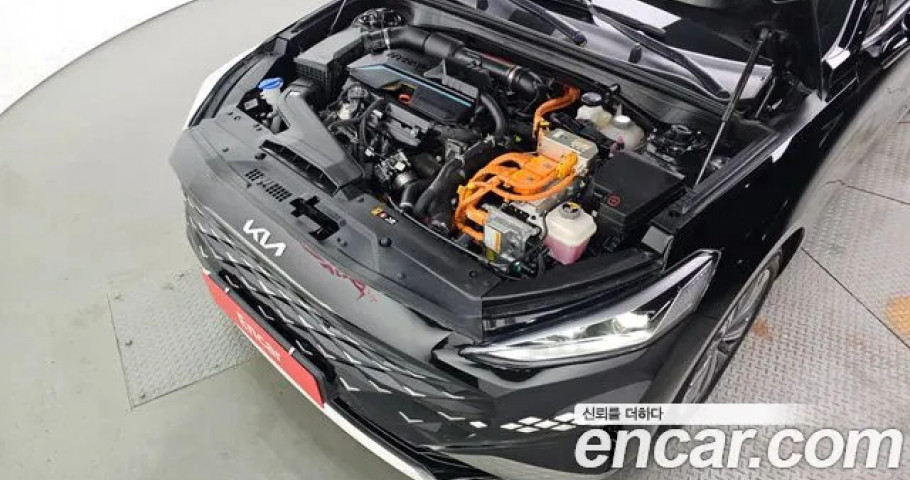 Kia K8 