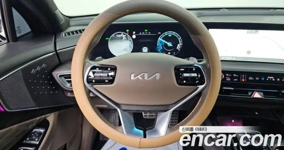 Kia K8 