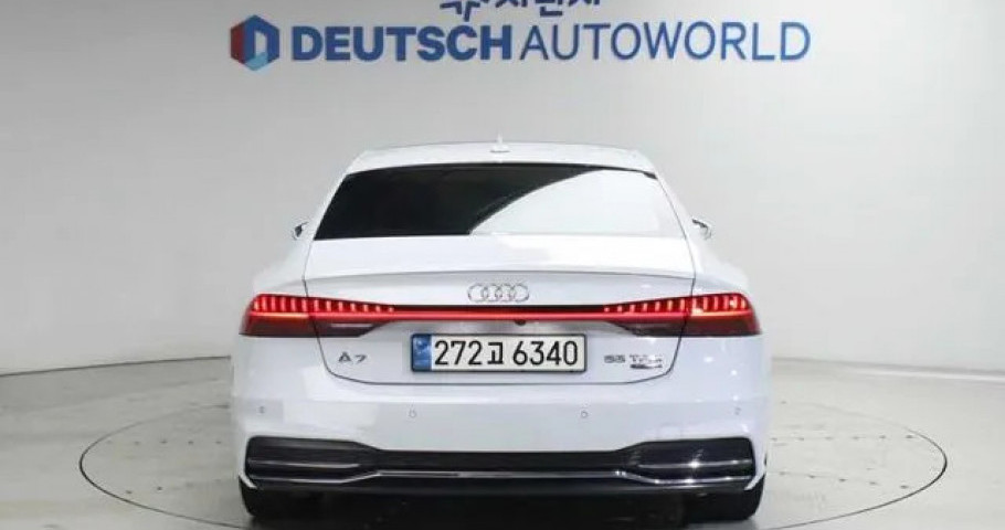 Audi A7 