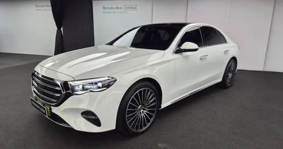 Mercedes-Benz E-Class 