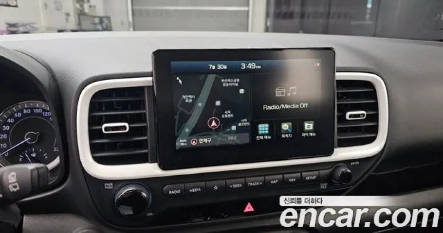 Hyundai Venue 