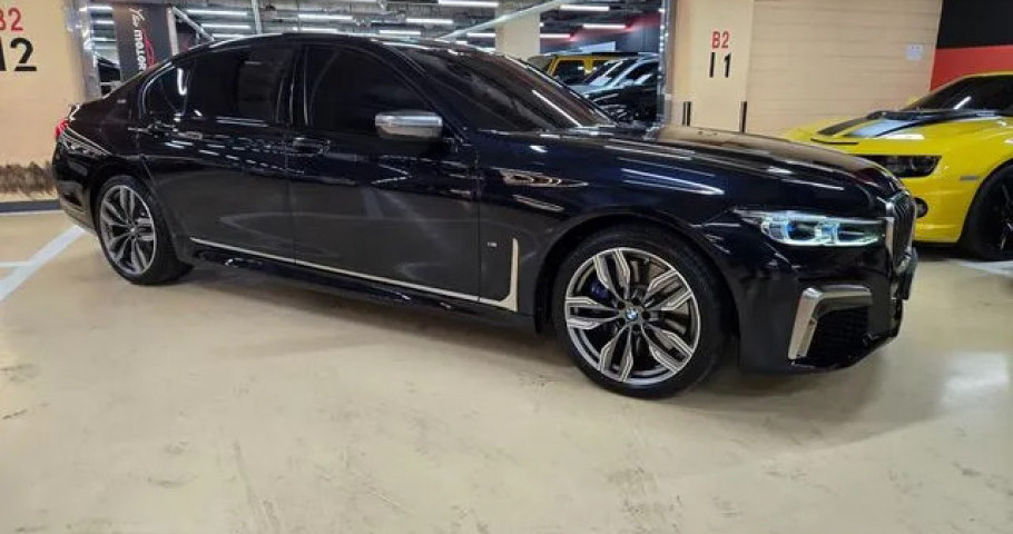 Bmw 7-Series 