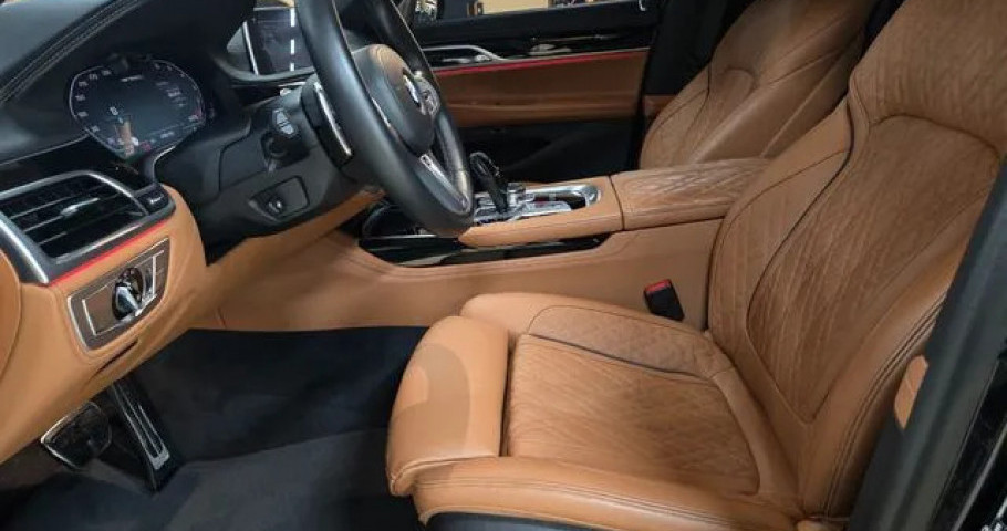 Bmw 7-Series 