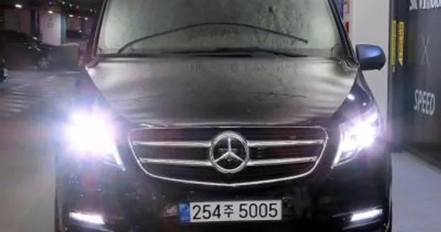 Mercedes-Benz V-Class 