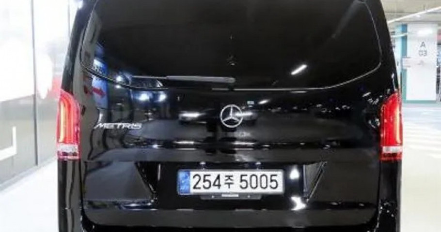 Mercedes-Benz V-Class 