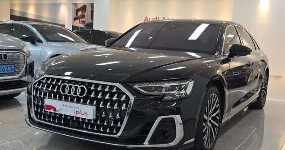 Audi A8 