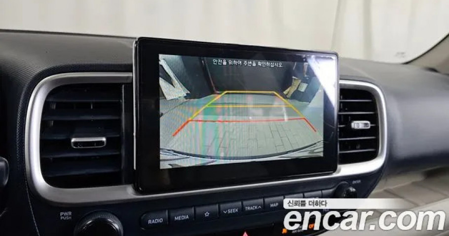 Hyundai Venue 