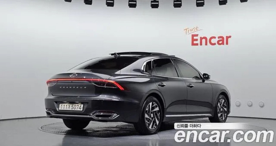 Hyundai Grandeur 