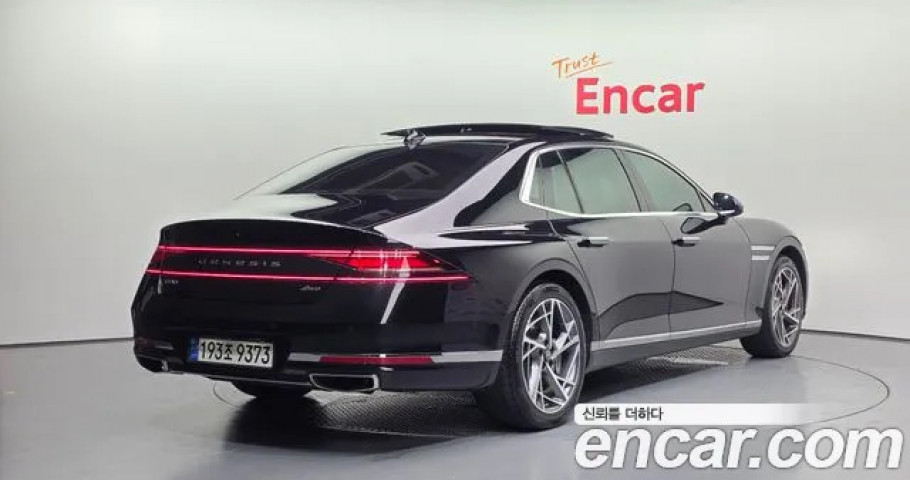 Genesis G90 