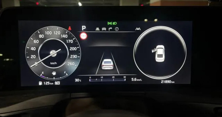 Kia K8 