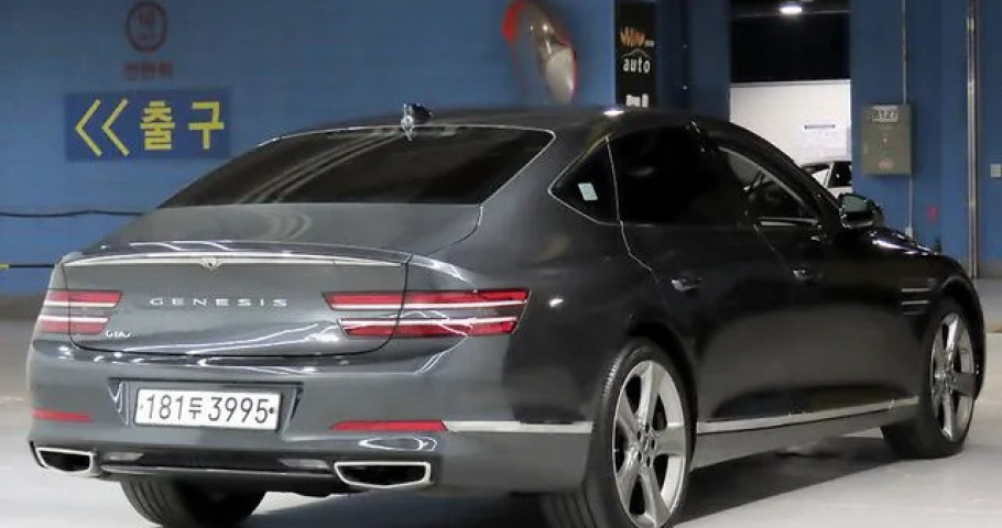 Genesis G80 