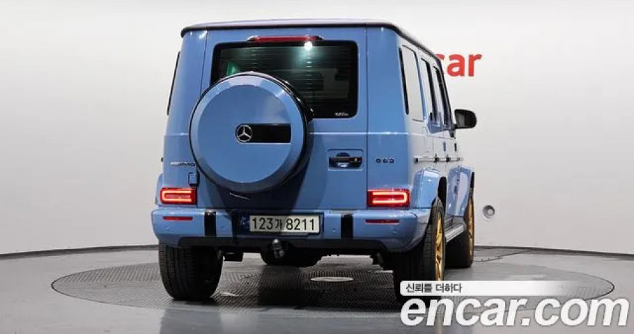 Mercedes-Benz G-Class 