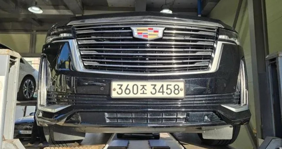 Cadillac Escalade 