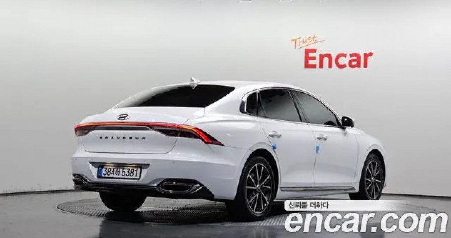 Hyundai Grandeur 
