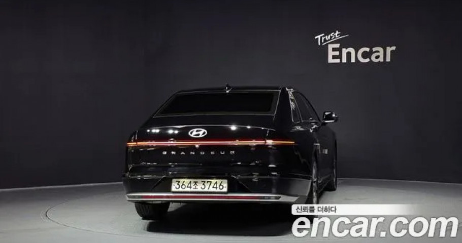 Hyundai Grandeur 