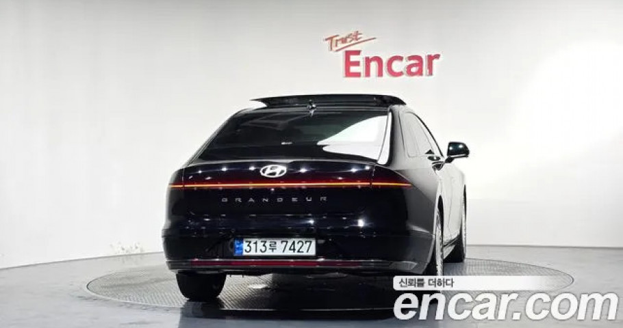 Hyundai Grandeur 