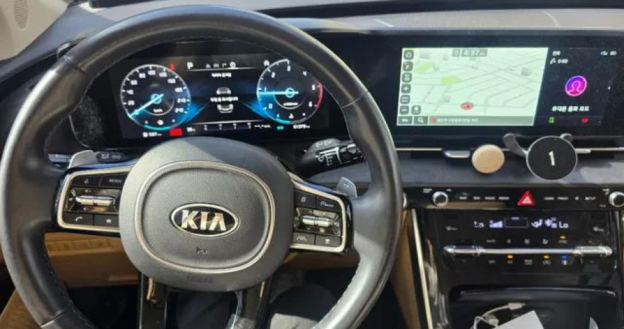 Kia Carnival 
