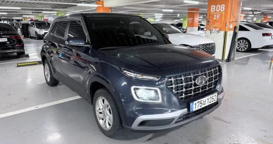 Hyundai Venue 