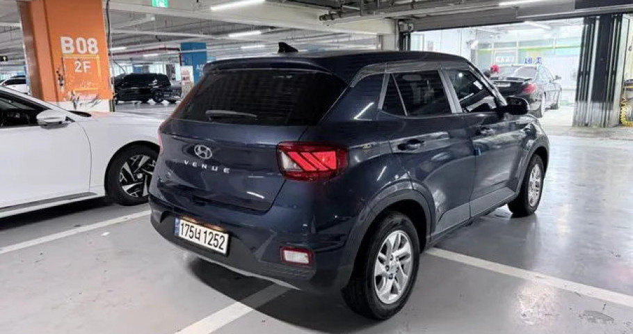 Hyundai Venue 