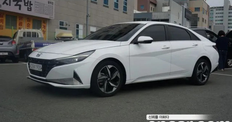 Hyundai Avante (Elantra) 