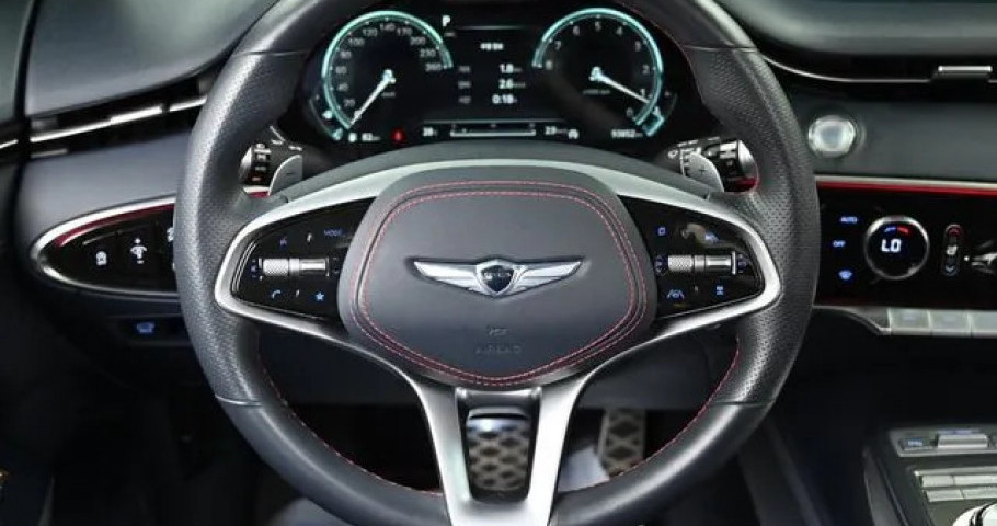 Genesis Gv70 