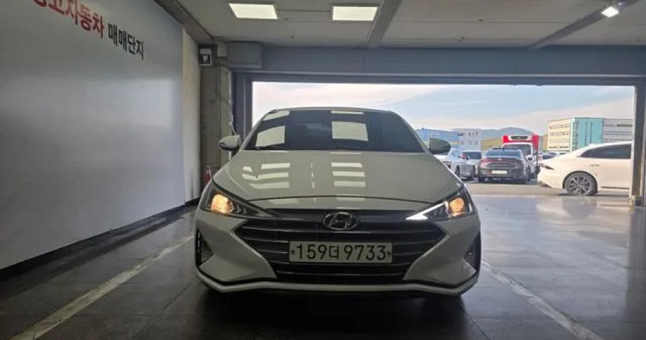 Hyundai Avante (Elantra) 