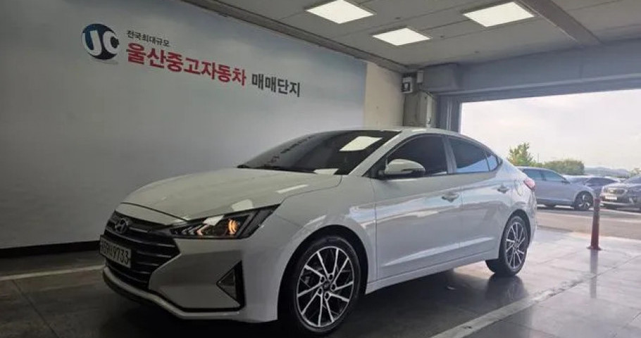 Hyundai Avante (Elantra) 