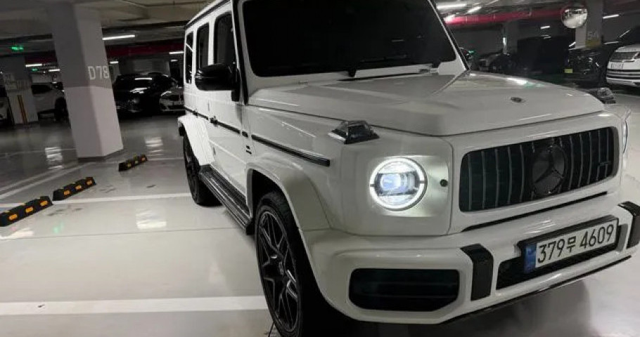 Mercedes-Benz G-Class 