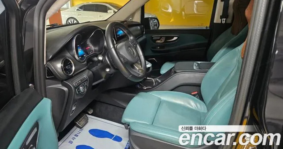 Mercedes-Benz V-Class 