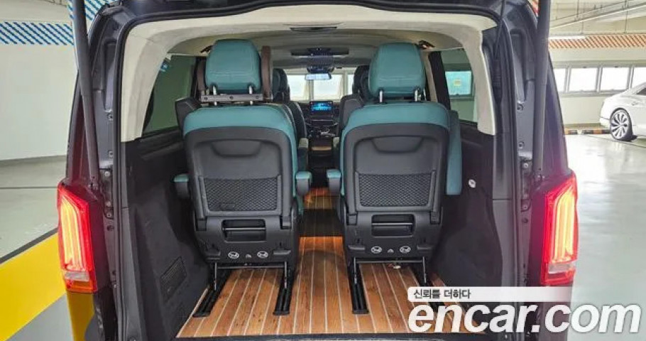 Mercedes-Benz V-Class 