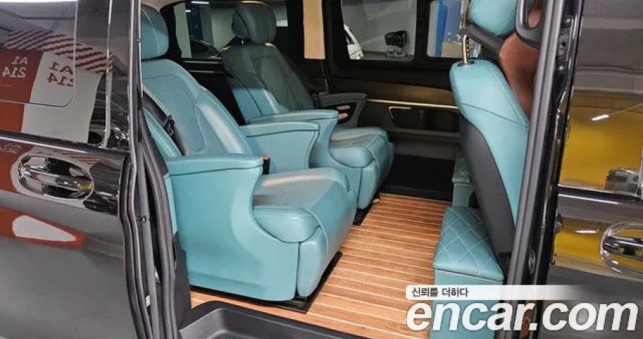 Mercedes-Benz V-Class 