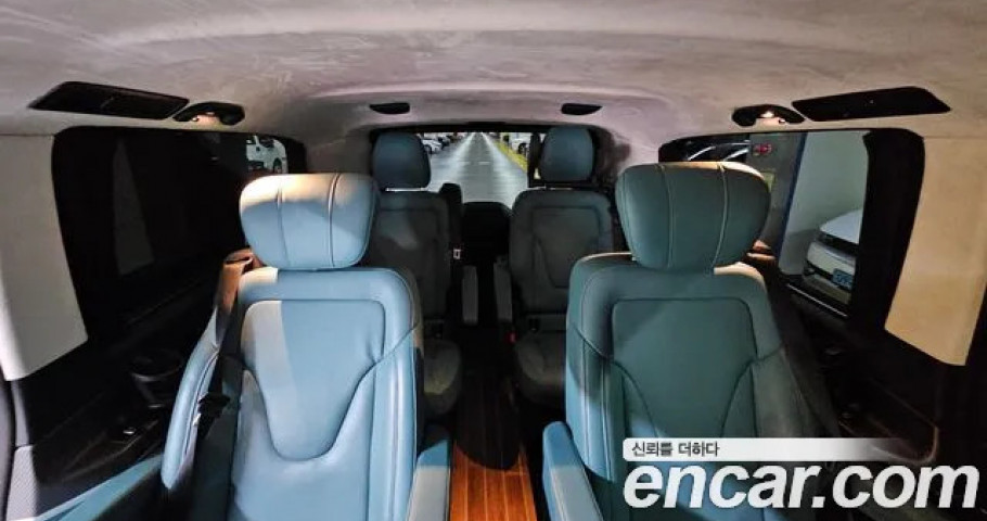 Mercedes-Benz V-Class 