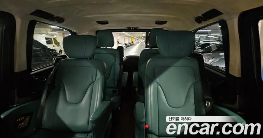 Mercedes-Benz V-Class 
