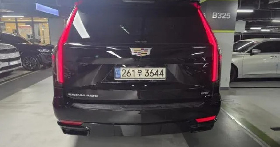 Cadillac Escalade 
