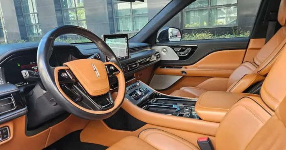 Lincoln Aviator 