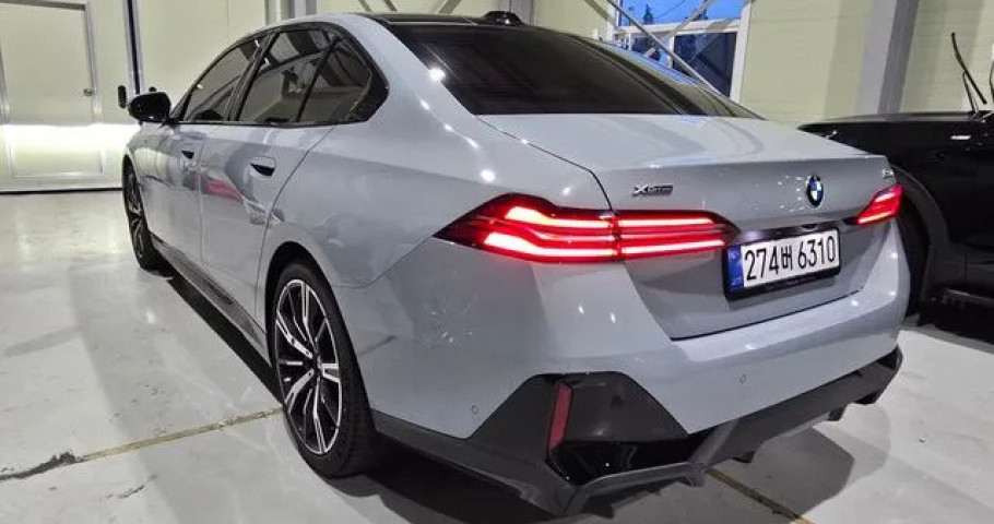 Bmw 5-Series 