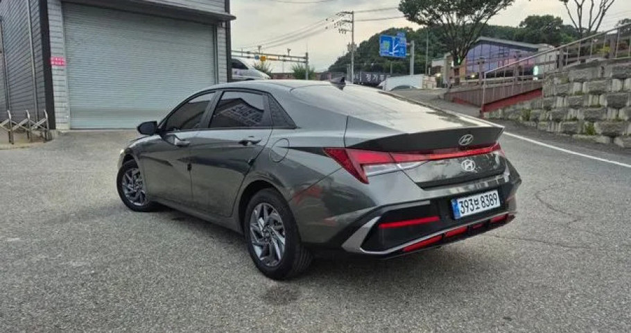 Hyundai Avante (Elantra) 