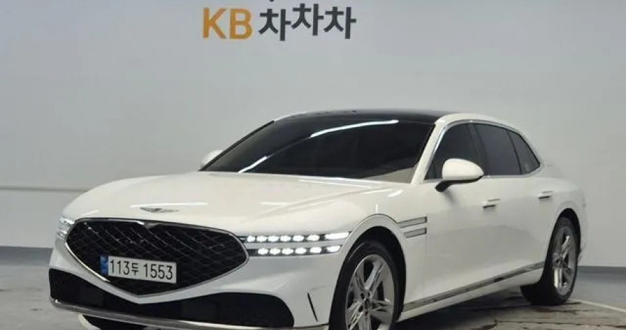 Genesis G90 