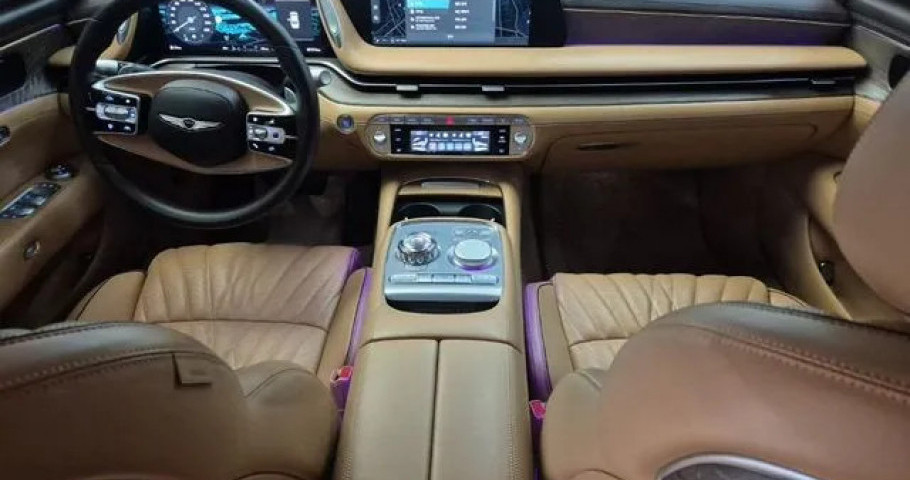 Genesis G90 