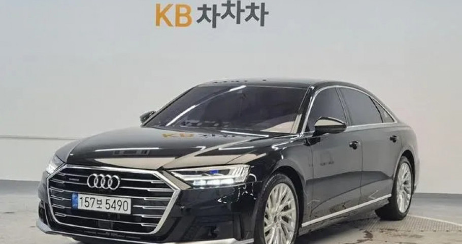Audi A8 