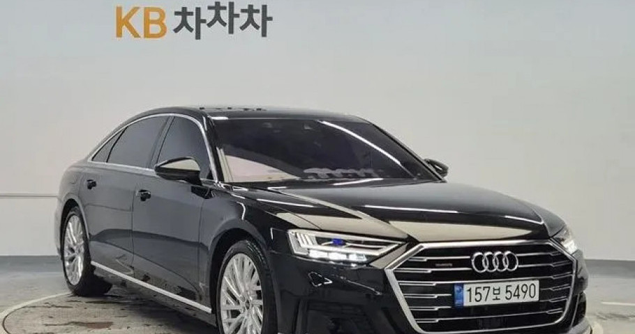 Audi A8 