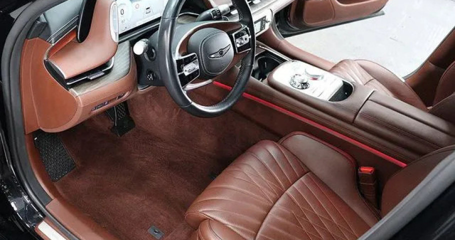 Genesis G90 