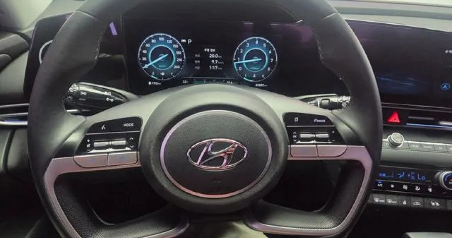 Hyundai Avante (Elantra) 