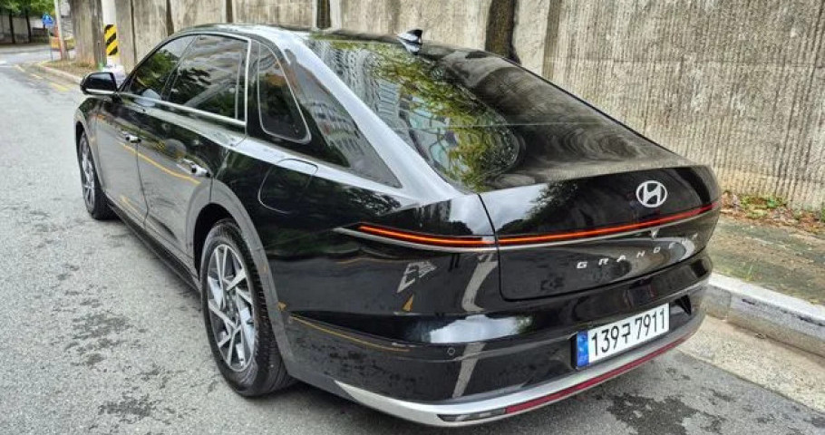 Hyundai Grandeur 