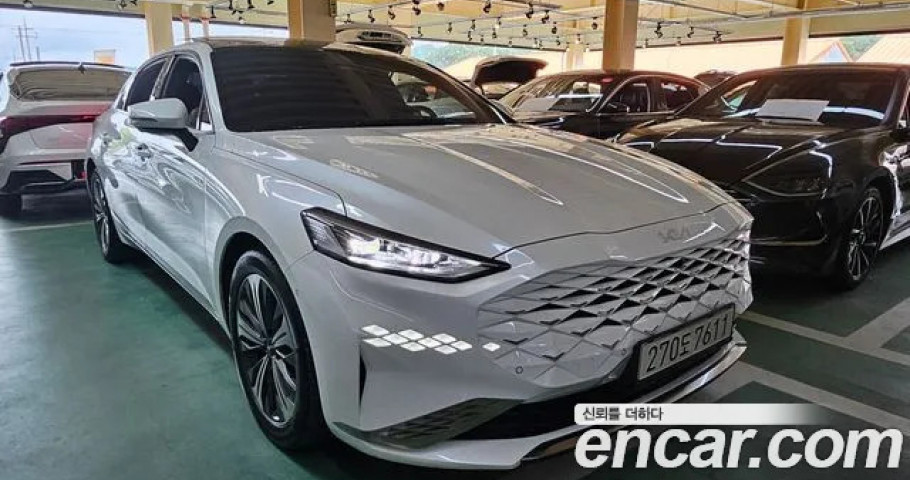 Kia K8 
