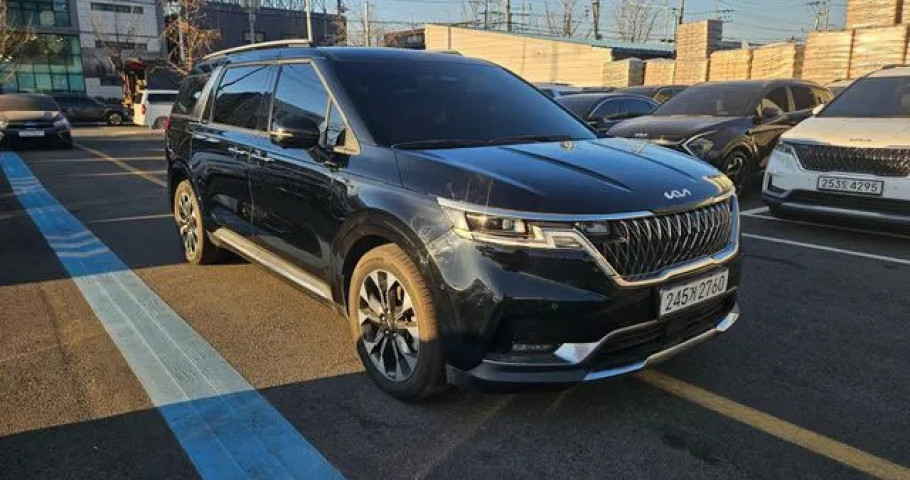 Kia Carnival 