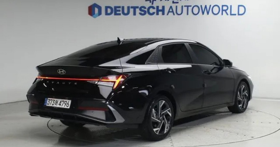 Hyundai Avante (Elantra) 