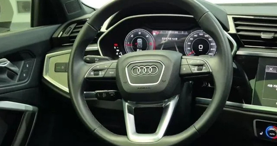 Audi Q3 